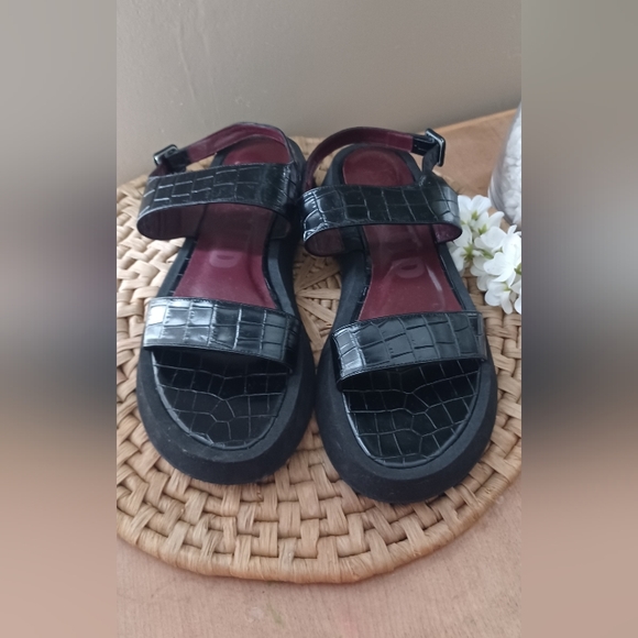 STAUD NICKY WOMENS OPEN TOE CROC EMBOSSED STRAPPY SANDALS BLACK 9.5 Casual 133 - Picture 1 of 6